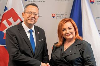 Závidím, v jakém stavu jste převzali republiku, řekl Schillerové slovenský ministr financí - Novinky