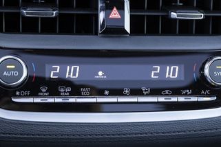 Toyota Němcům vypnula možnost dálkového vyhřívání, kvůli emisím - Novinky