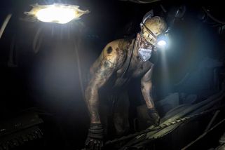 Poslední šichta: Česko po čtvrt tisíciletí končí v noci na neděli s černým uhlím - Novinky