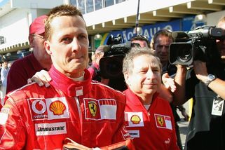 Michael Schumacher už není upoután na lůžko, píší britská média - Sport.cz