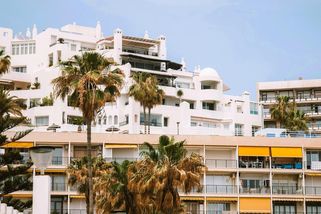 Vrátíte se domů a on už tam bydlí někdo jiný. Realita života ve Španělsku - Médium.cz