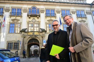 Jsme na jiných stranách barikády, řekli moderátoři Cibulka a Jagelka po schůzce s ministrem Klempířem - Novinky