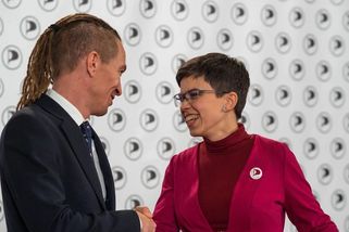 Bartoš s Richterovou chtějí nový protikorupční úřad. NE už řekla i Fialova vláda