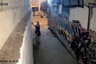 Turisté počmárali zeď thajského chrámu. Přímo před zraky bezpečnostní kamery - Novinky