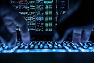 Kyberútoky cílí na slabinu, kterou banky neochrání. Škody jdou do miliard - Seznam Zprávy