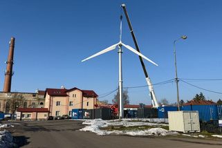 Na Litoměřicku vyrostla bez povolení větrná elektrárna. Stavbu už řeší úřady - Novinky