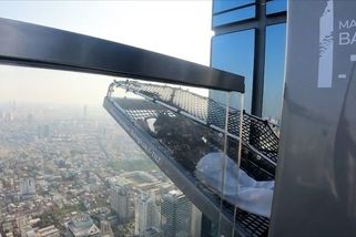 Máte strach z výšek? Thajská atrakce není nic pro vás