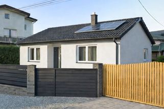 Manželé si postavili dům bez vlastního pozemku a bez složitého vyřizování. Prozradili, jak se jim to podařilo