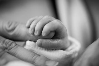 První miminko v Příbrami odhalilo temnou pravdu o některých z nás - Médium.cz