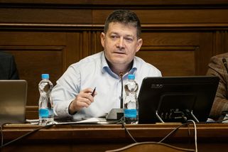 Zakázat, zdanit, nebo nechat být? Alkohol rozděluje politiky