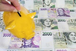 Myslela jsem, že si užiju důchod, ale stát si ho užívá víc než já - Médium.cz