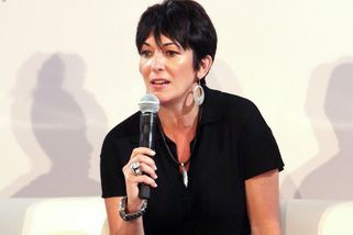 Epsteinova společnice Maxwellová odmítla zodpovědět otázky zákonodárců - Seznam Zprávy