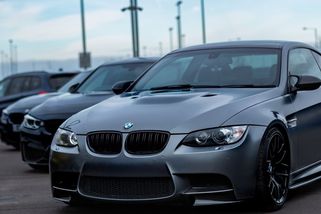 Náhle přestanou jezdit. Auta Porsche a BMW mají v Rusku problém - Seznam Zprávy