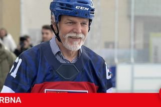 Prezident Petr Pavel na ledě překvapil, dal zabrat i zkušenému brankáři