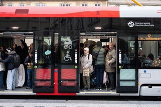 Praha chystá Lítačku 2.0. Nabídne tmavý režim i přivolání autobusu - Seznam Zprávy