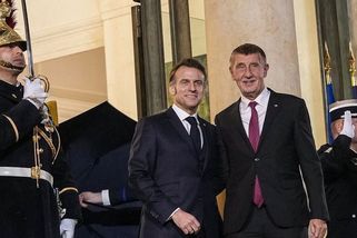 Babiš povečeřel s francouzským prezidentem. Řešili Macronův plán, povolenky i Ukrajinu - Novinky