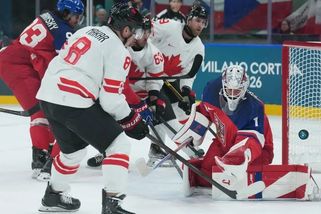 Tvrdý start s dokonalou Kanadou. Čas Čechů teprve přijde