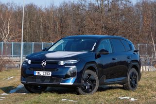 Citroën C5 Aircross potěší prostorem, pohodlím a ani moc nežere. A už se prodává za akční ceny - Garáž.cz