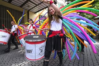 Do ulic Prahy vyrazil duhový průvod Prague Pride - Novinky