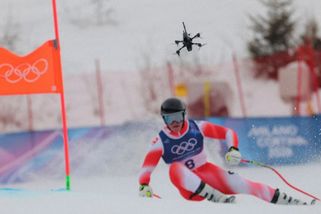 Desítky miliard na sněhu. Kdo zaplatí olympiádu v Miláně a Cortině - Novinky