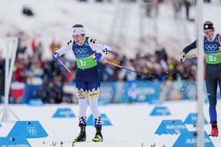 Dva pády zamíchaly se vším. Olympijskou štafetu vyhrály norské lyžařky - Seznam Zprávy
