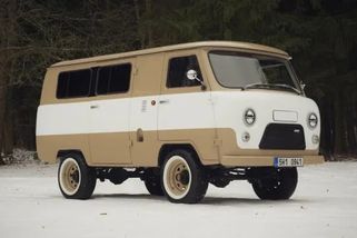 Z ruské Buchanky je luxusní zboží. S českou unikátní úpravou stojí skoro milion a zaujme stylem