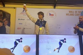 Olympiáda | Na plácnutí se zlatým Jílkem čekal v Českém domě i odsouzený Pelta - Sport.cz