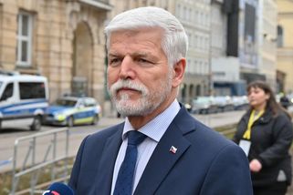 Prezident chce v březnu přijít do Sněmovny, oznámil Okamura - Novinky