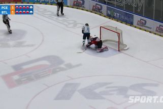 Liberec se zlobí kvůli neuznanému nájezdu proti Pardubicím. Trenér žádá bližší vysvětlení - Sport.cz