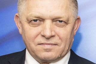 Fico jedná jako diktátor a táhne Slovensko z EU a NATO. A jeho voličům se to líbí - Médium.cz