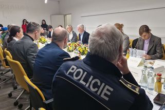 Drogově závislým v Praze by se mohlo dostat krizové pomoci v obytných kontejnerech, navrhl prezident Pavel - Novinky