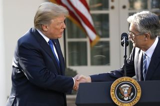 Trumpova administrativa zahájila vyšetřování šéfa Fedu - Novinky