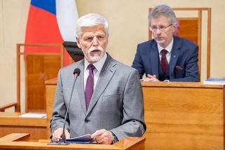 Prezident Pavel promluví o Ukrajině v Senátu - Novinky