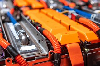 Baterie elektromobilu se dá poměrně levně opravit - Portál řidiče