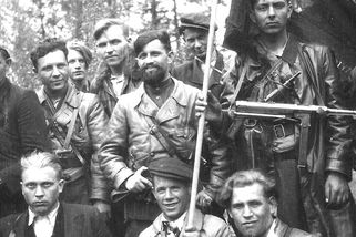 Divoké historky partyzánské. Aby přežili, museli si zbraně i jídlo ukrást - Médium.cz