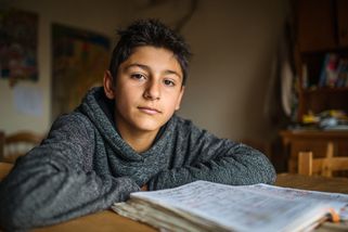 Skončili v ghettech a dětských domovech: Dnes jsou z nich úspěšní Romové, které zná celé Česko - Médium.cz