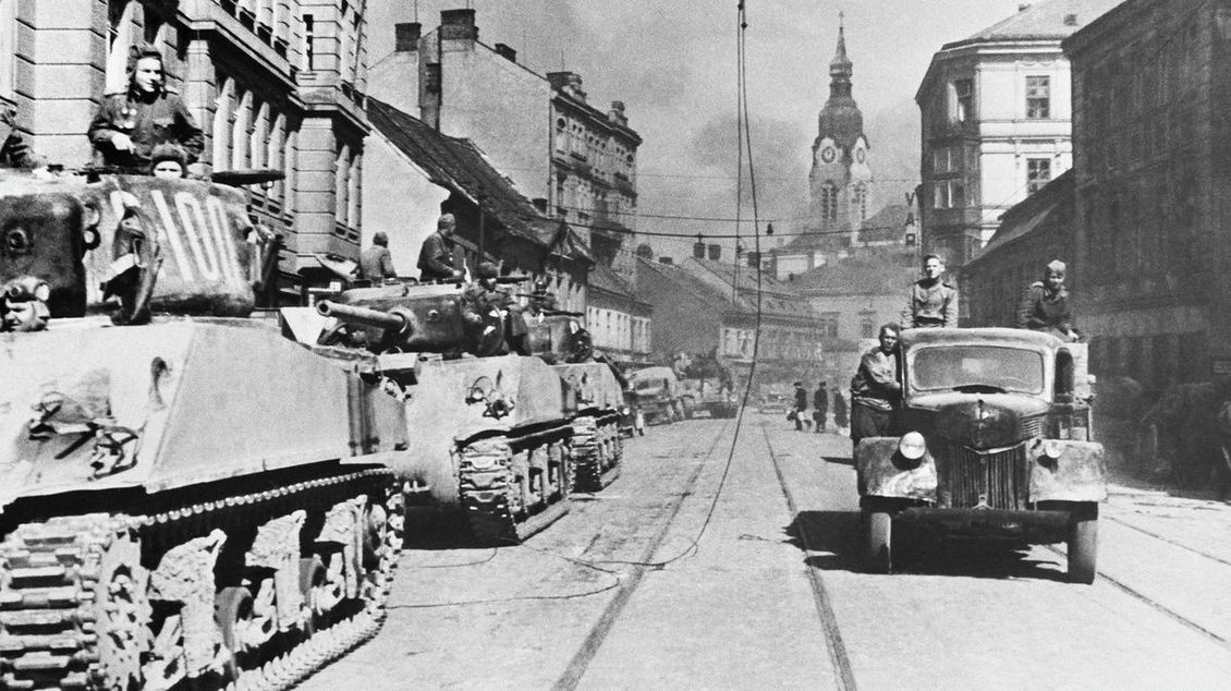 Bez podpory USA by SSSR válku prohrál aneb i tanky Sherman osvobozovaly Brno - Médium.cz