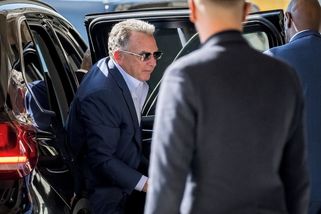 Íránský ministr při jednání křičel na Witkoffa. Za dva dny přišly americké údery - Novinky