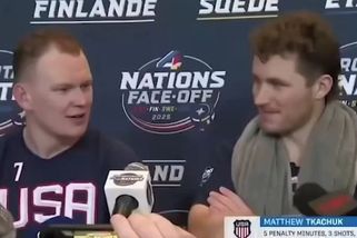 Bílý dům vypustil falešné video, v němž známý hokejista sprostě nadává Kanadě - Novinky