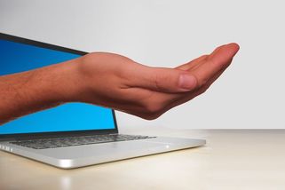 Co zmanená „Podpořte autora“ a proč to je i není důležité - Médium.cz