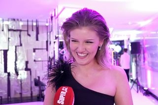 Natálie Jirásková oblékla na ples sexy šaty, ale přiznala náročné období