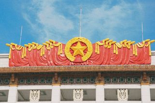 Rudá armáda nás neosvobodila, ale okradla - Médium.cz