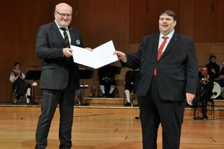 Exministr Herman převzal nejvyšší vyznamenání sudetských Němců - Novinky