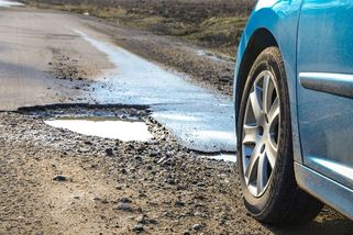 Manažer silničářů končí ve funkci. Jeho otec dostal zakázky za 250 milionů - Seznam Zprávy