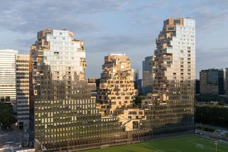 Jako rozeklaná skaliska, tak vypadá nová zástavba s takřka 200 byty - Novinky