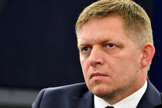 Co kdybychom bombardovali Bratislavu a okupovali k...