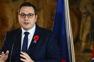 Lipavský zareagoval na Medvěděvův výplod - Novinky