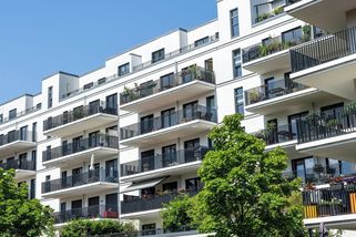 Frait: O byty hrají rodiny s investory ping-pong. Každý nákup zvedá ceny - Seznam Zprávy