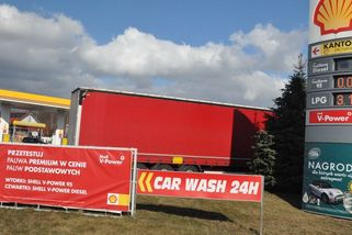 Co si myslíte, vy Češi, že nás úplně vysajete? Polské levnější benzinky vysychají - Novinky