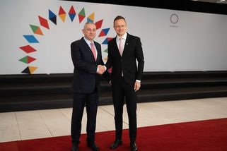 Plivnutí do tváře. Maďarský ministr zamířil z pražského zasedání EU rovnou do Moskvy - Novinky